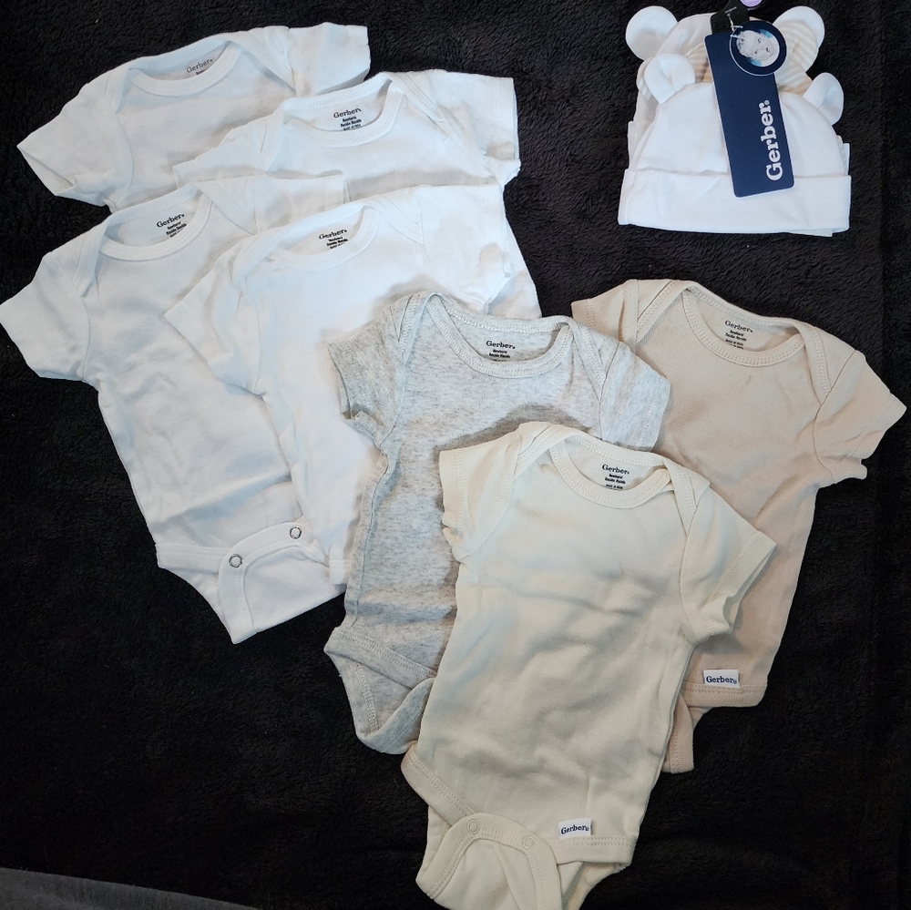 Gerber Baby Bodysuit Onesies And Hats